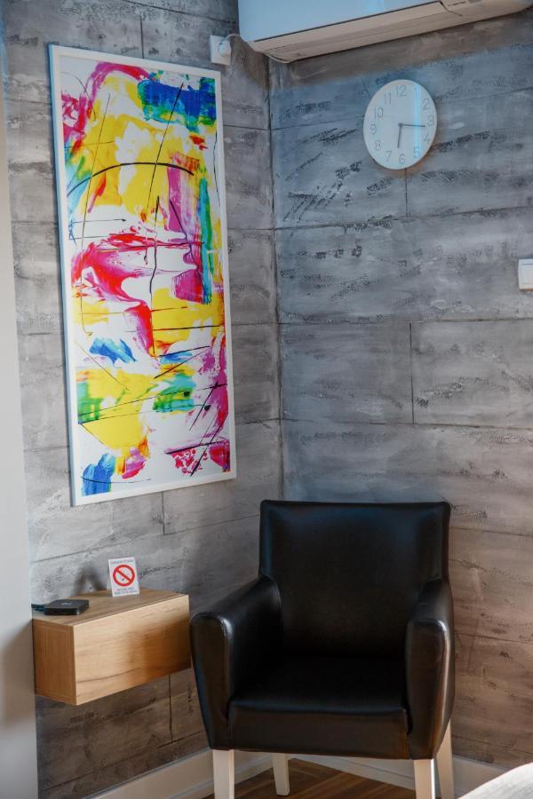 Apartman Studio Milica I Суботица Екстериор снимка